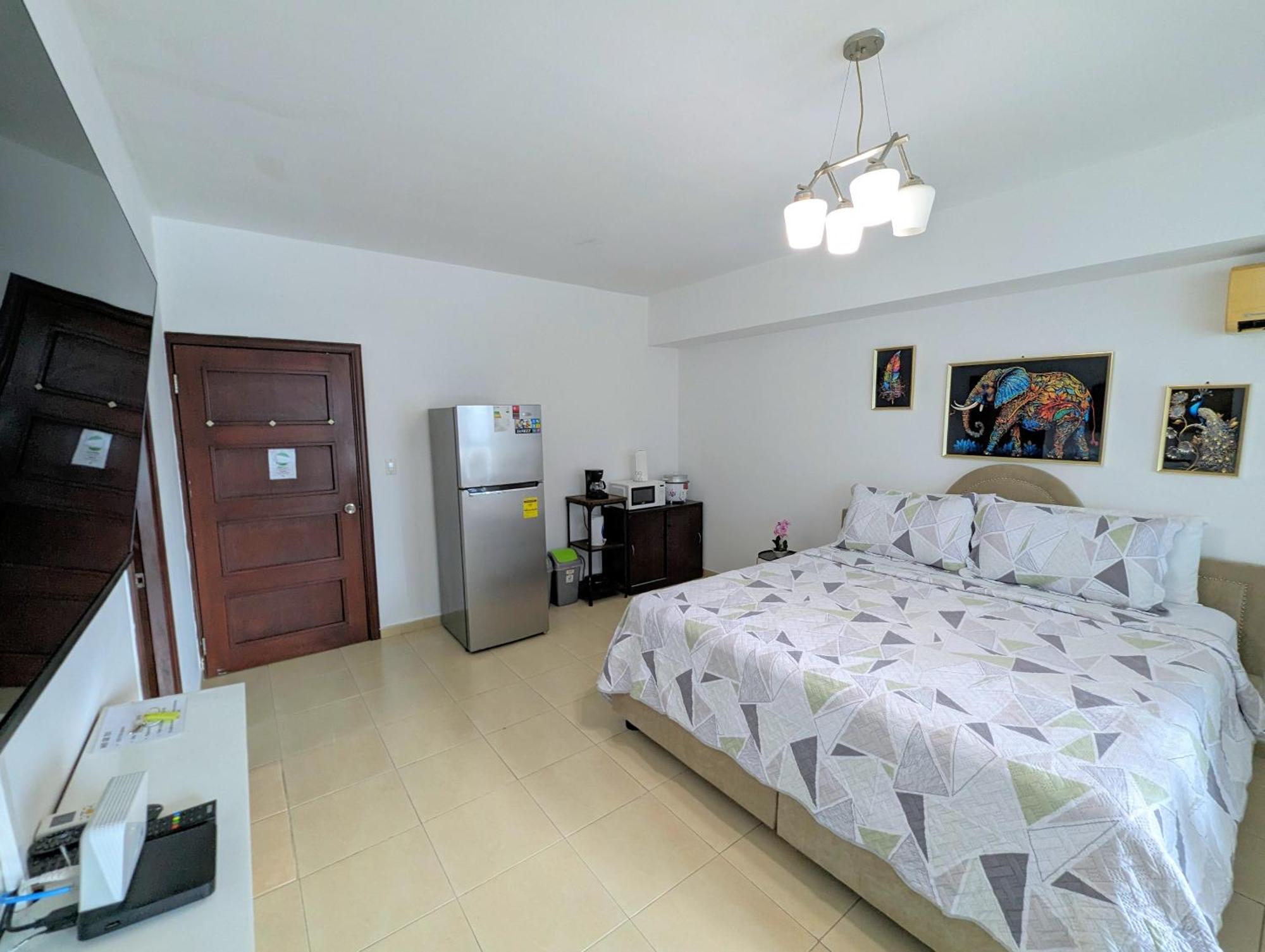 Yc 701-b L En Av Balboa Apartment
